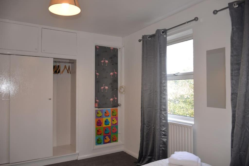 London Zone 2, 2 Bedroom House Exterior photo
